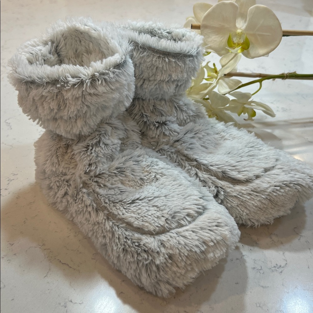 Plush Bootie Slippers for Women - Pale Pink - Picture 3 of 14